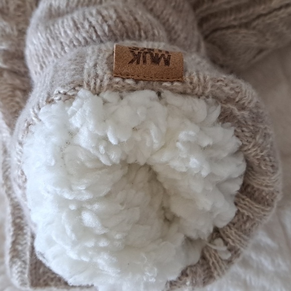 Muk Luks Cabin Sock - Cream Women's One Size - Picture 3 of 5